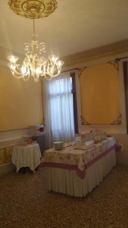 Bed and Breakfast Casa Di Carlo Goldoni - Dimora Storica Chioggia Exteriér fotografie